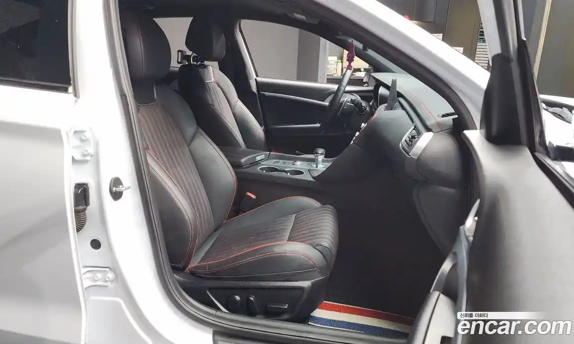 Genesis G70 2019 2.0 Автомат в Москве № 18208, фото 2