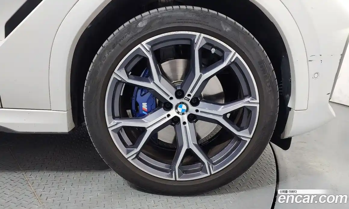 BMW X6 2023 3.0 Автомат в Москве № 189616, фото 7