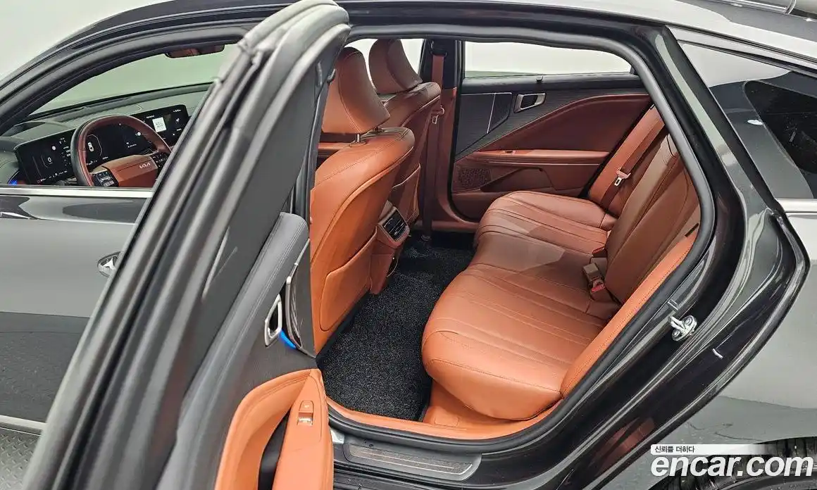 Kia K8 2025 1.6 Автомат в Москве № 190292, фото 4