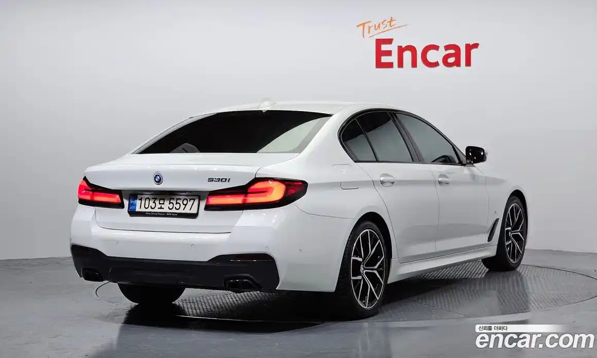 BMW 5-Series 2023 2.0 Автомат в Москве № 191752, фото 10