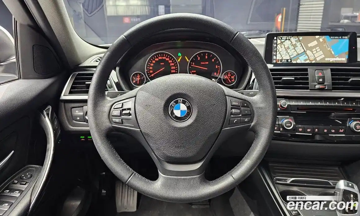 BMW 3-Series 2018 2.0 Автомат в Москве № 192755, фото 12