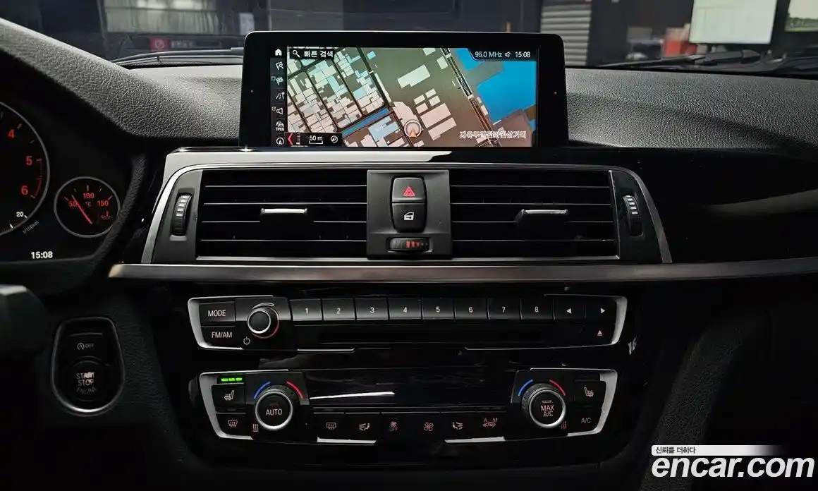 BMW 3-Series 2018 2.0 Автомат в Москве № 192755, фото 15