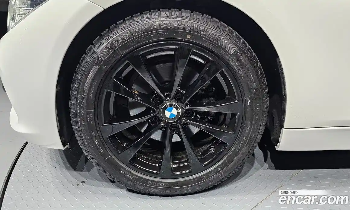 BMW 3-Series 2018 2.0 Автомат в Москве № 192755, фото 17