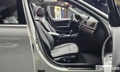 BMW 3-Series 2018 2.0 Автомат в Москве № 192755, миниатюра 3