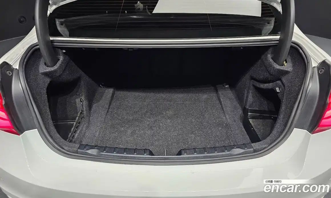 BMW 3-Series 2018 2.0 Автомат в Москве № 192755, фото 5