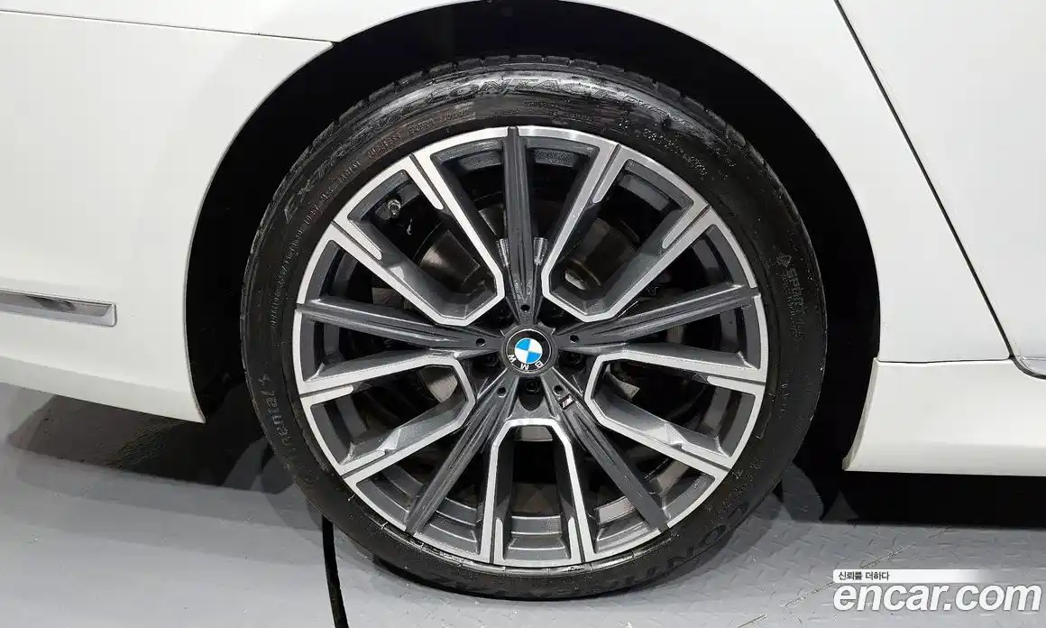 BMW 7-Series 2022 3.0 Автомат в Москве № 192838, фото 9