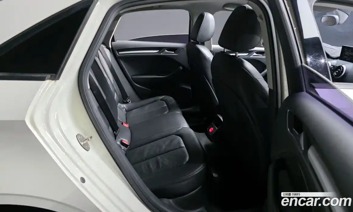 Audi A3 2015 1.6 Автомат в Москве № 193067, фото 17