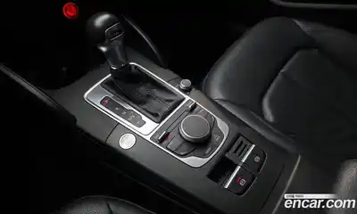 Audi A3 2015 1.6 Автомат в Москве № 193067, миниатюра 3