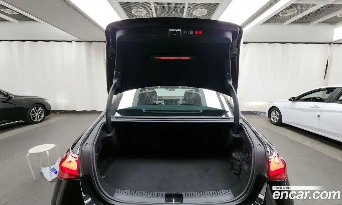 Mercedes-Benz E-Class 2025 2.0 Автомат в Москве № 193934, фото 8