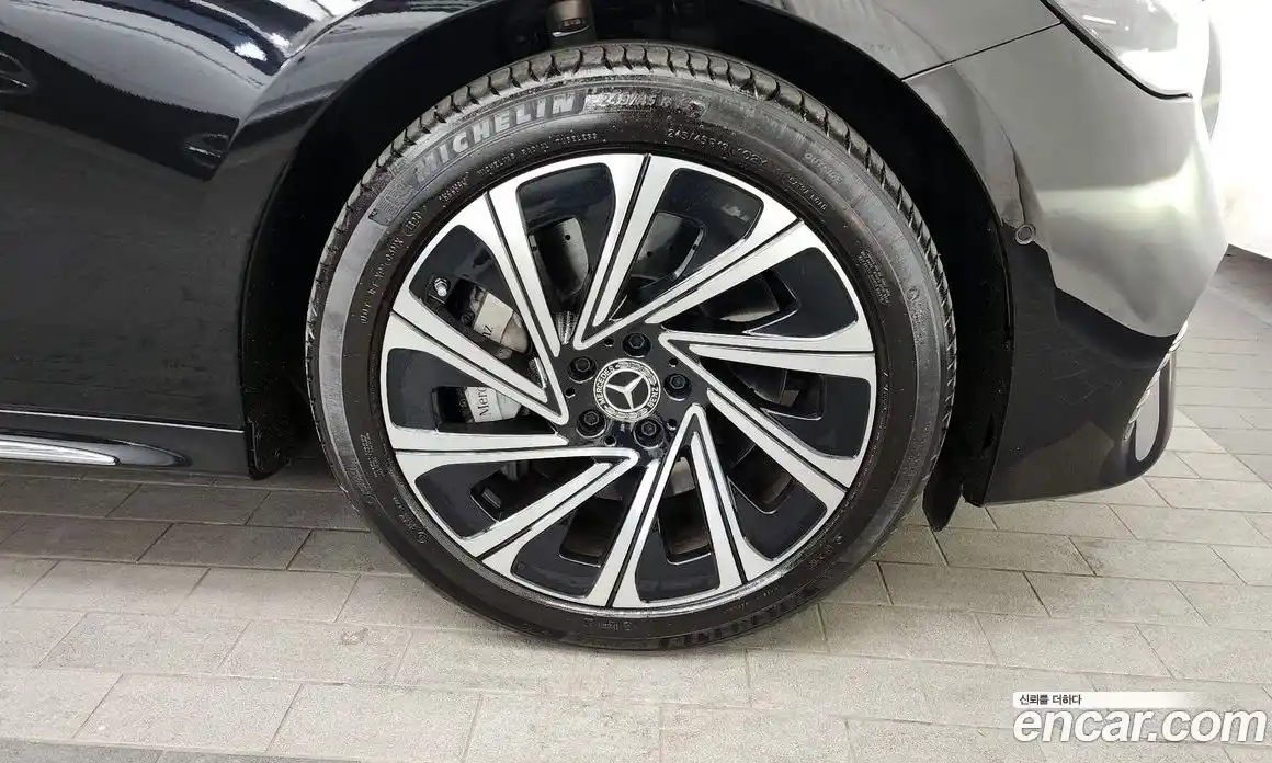 Mercedes-Benz E-Class 2025 2.0 Автомат в Москве № 193934, фото 9