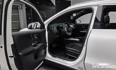 Mercedes-Benz GLA-Class 2021 2.0 Автомат в Москве № 194637, миниатюра 11