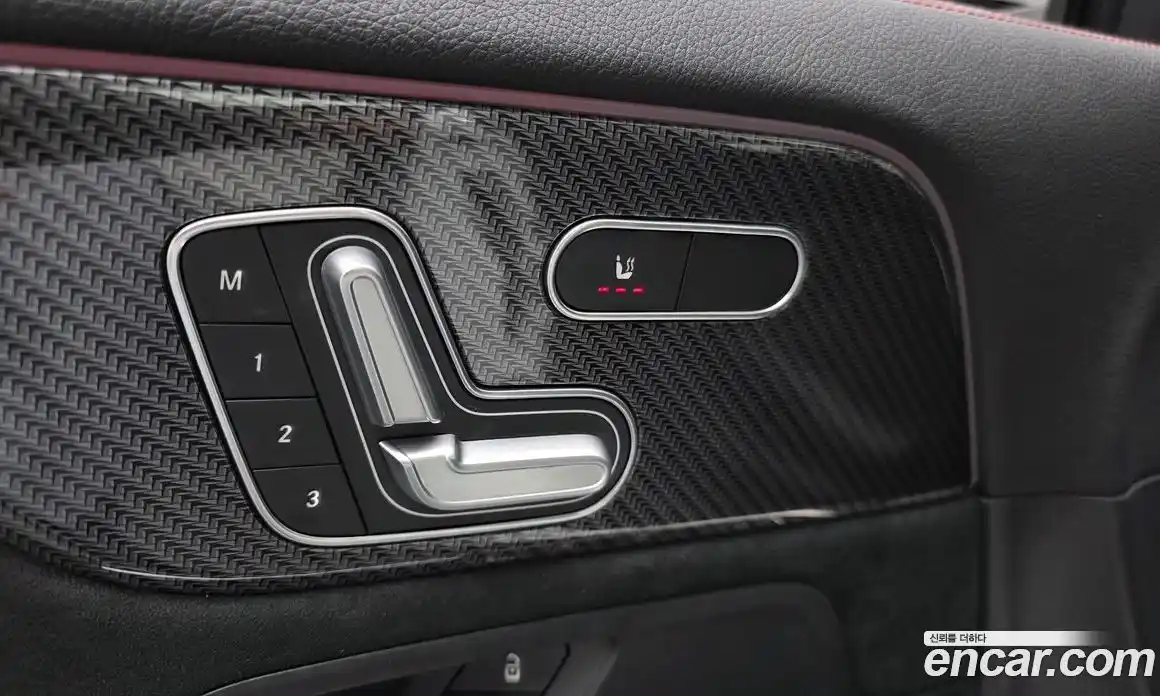 Mercedes-Benz GLA-Class 2021 2.0 Автомат в Москве № 194637, фото 9