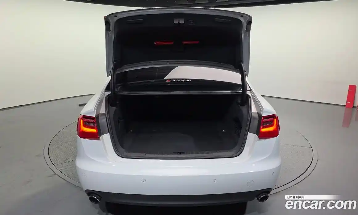 Audi A6 2014 3.0 Автомат в Москве № 196532, фото 16