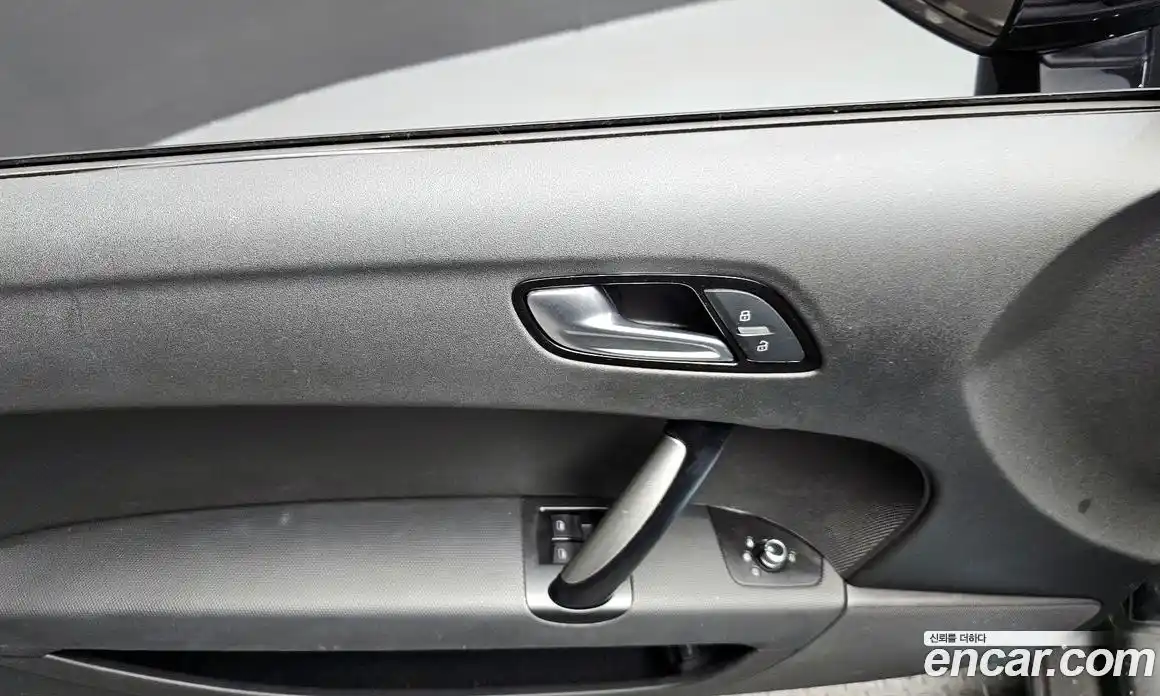 Audi TT 2013 2.0 Автомат в Москве № 196692, фото 15