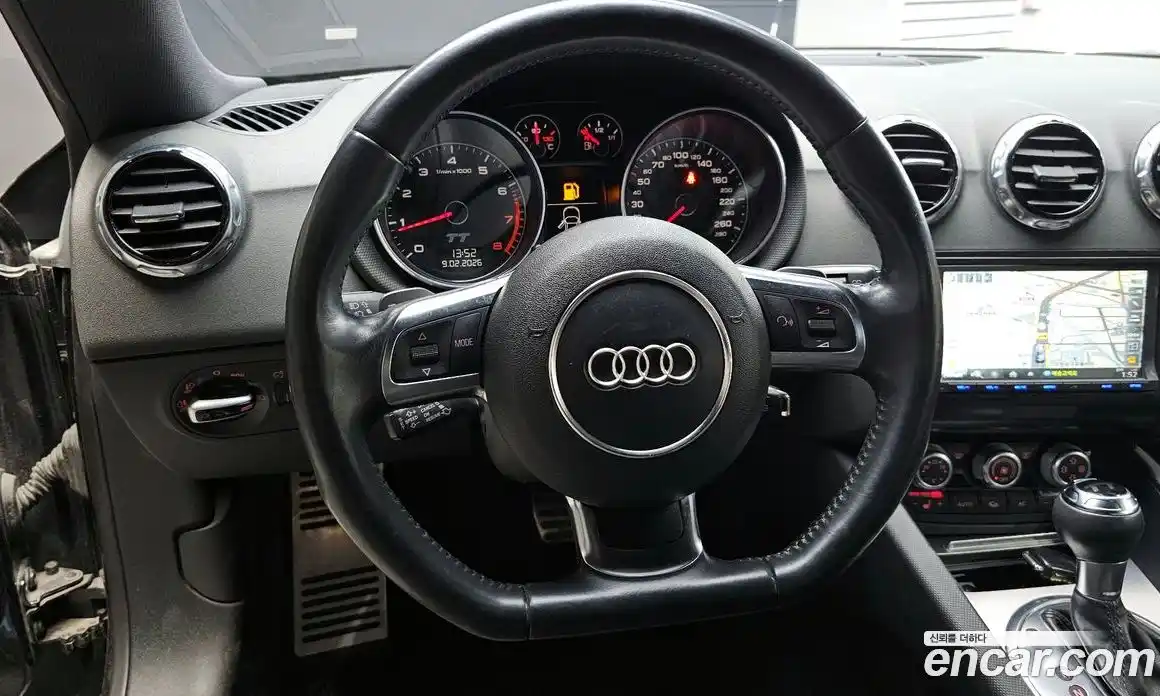Audi TT 2013 2.0 Автомат в Москве № 196692, фото 3