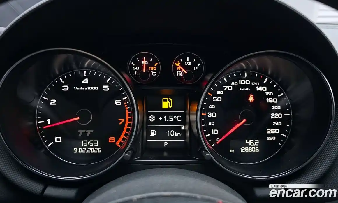 Audi TT 2013 2.0 Автомат в Москве № 196692, фото 4