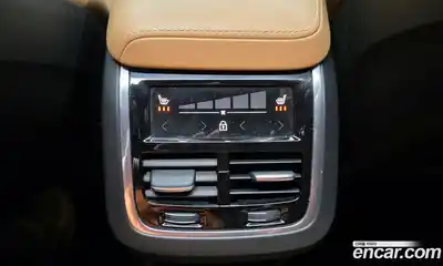 Volvo XC60 2020 2.0 Автомат в Москве № 196966, миниатюра 2