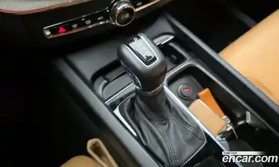 Volvo XC60 2020 2.0 Автомат в Москве № 196966, миниатюра 3