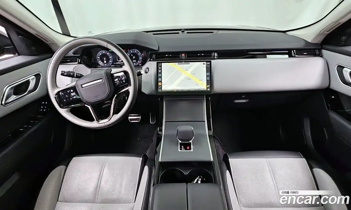 Land Rover Range-Rover Velar 2025 3.0 Автомат в Москве № 198101, фото 14