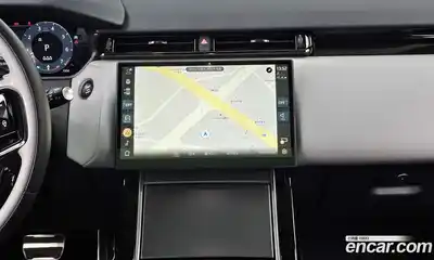 Land Rover Range-Rover Velar 2025 3.0 Автомат в Москве № 198101, миниатюра 3