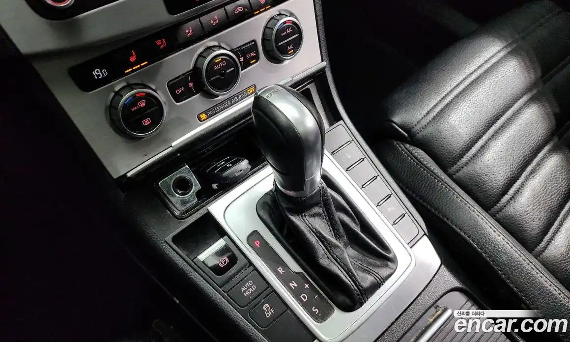 Volkswagen CC 2015 2.0 Автомат в Москве № 199124, фото 4