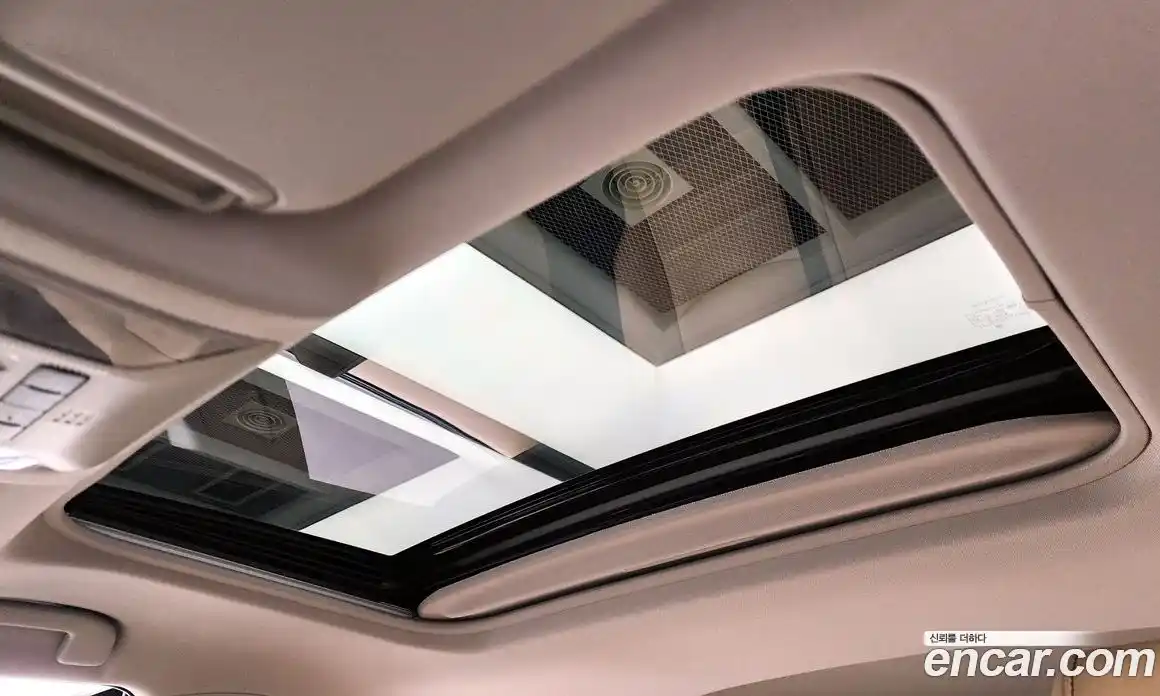 Toyota RAV4 2025 2.5 Автомат в Москве № 199548, фото 15