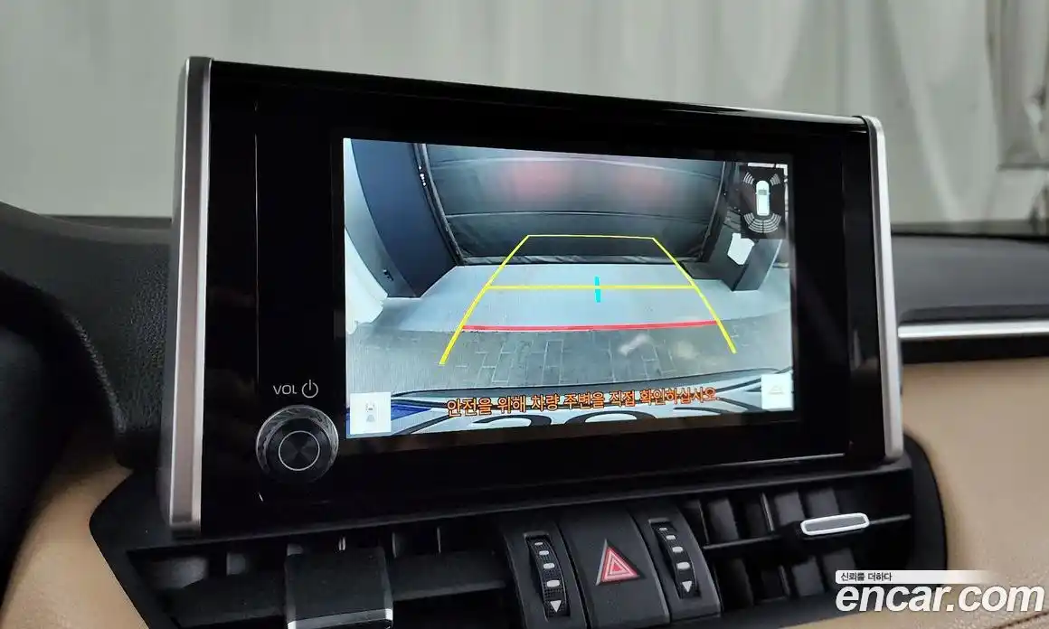 Toyota RAV4 2025 2.5 Автомат в Москве № 199548, фото 20