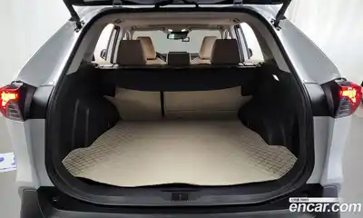 Toyota RAV4 2025 2.5 Автомат в Москве № 199548, миниатюра 2