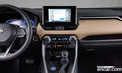 Toyota RAV4 2025 2.5 Автомат в Москве № 199548, миниатюра 3