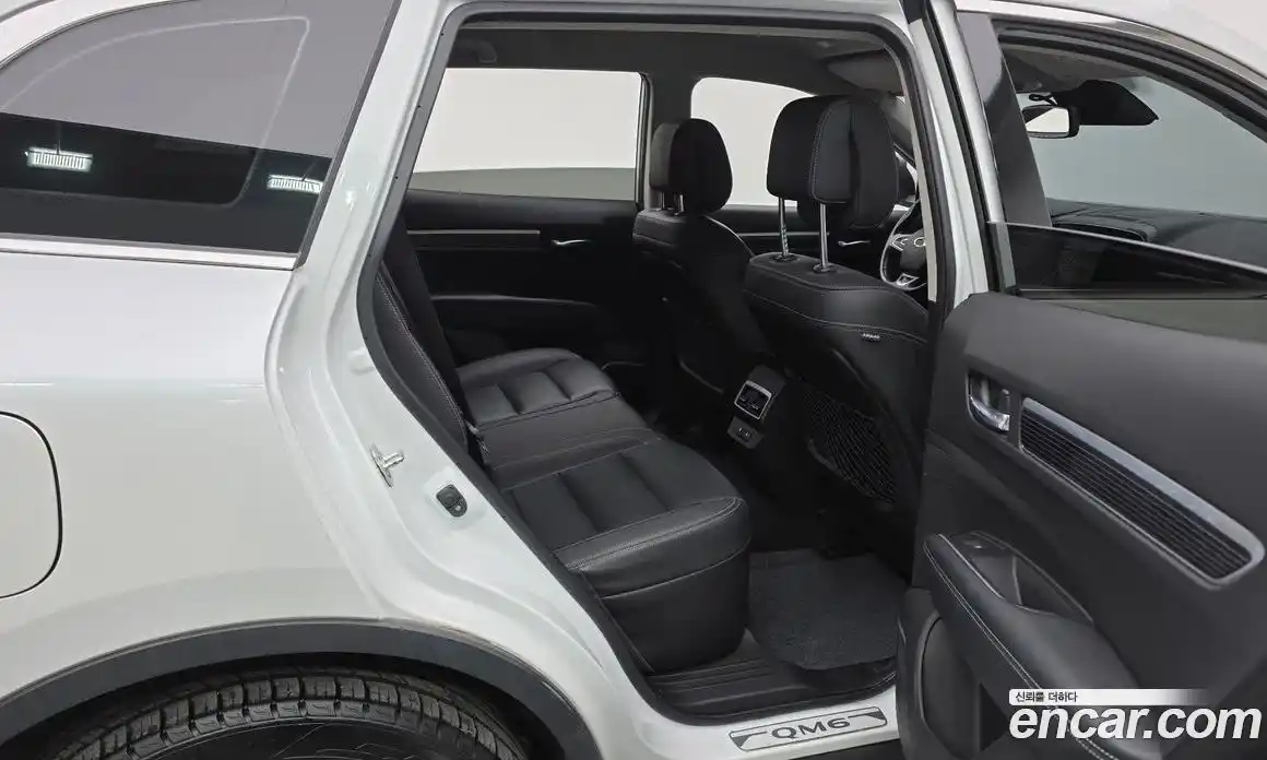 Renault QM6 2022 2.0 Автомат в Москве № 205836, фото 4