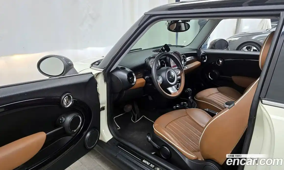 Mini Cooper 2010 1.6 Автомат в Москве № 207007, фото 3