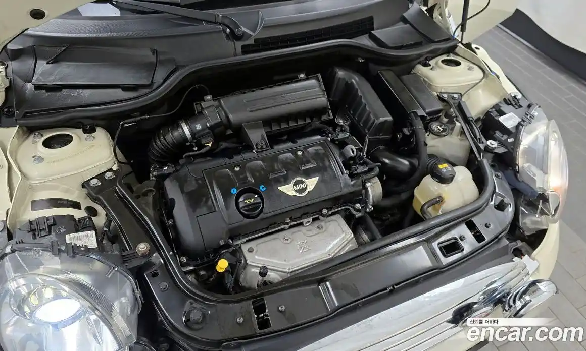 Mini Cooper 2010 1.6 Автомат в Москве № 207007, фото 4