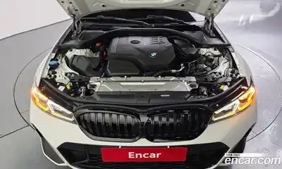 BMW 3-Series 2024 2.0 Автомат в Москве № 211001, миниатюра 3