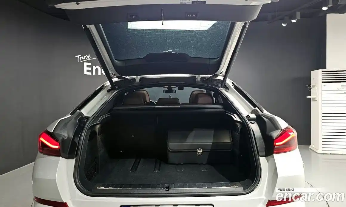 BMW X6 2022 3.0 Автомат в Москве № 211504, фото 3