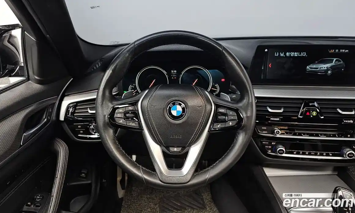 BMW 5-Series 2018 2.0 Автомат в Москве № 211529, фото 14