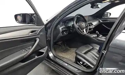 BMW 5-Series 2018 2.0 Автомат в Москве № 211529, миниатюра 4