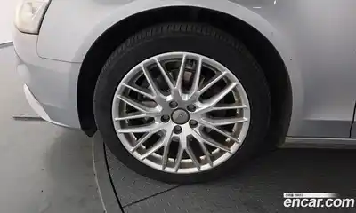 Audi A4 2015 2.0 Автомат в Москве № 212672, миниатюра 12