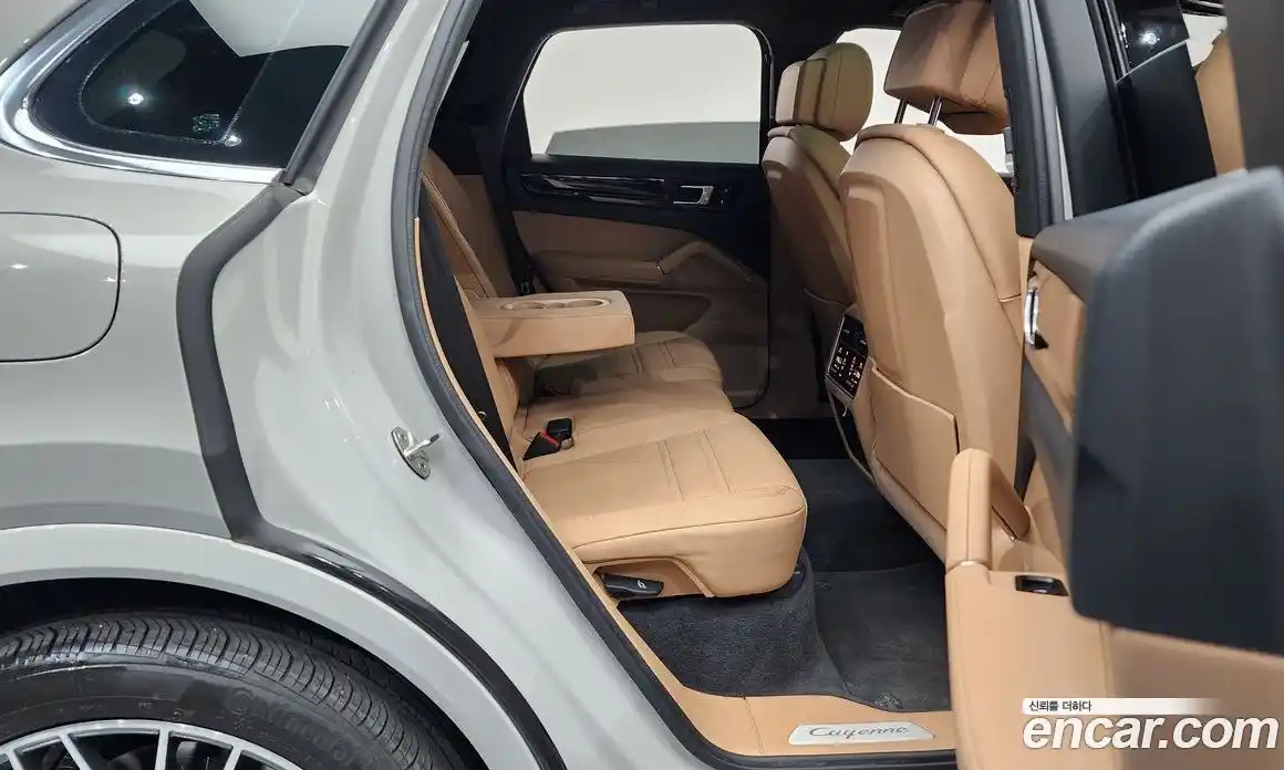 Porsche Cayenne 2022 3.0 Автомат в Москве № 213214, фото 4