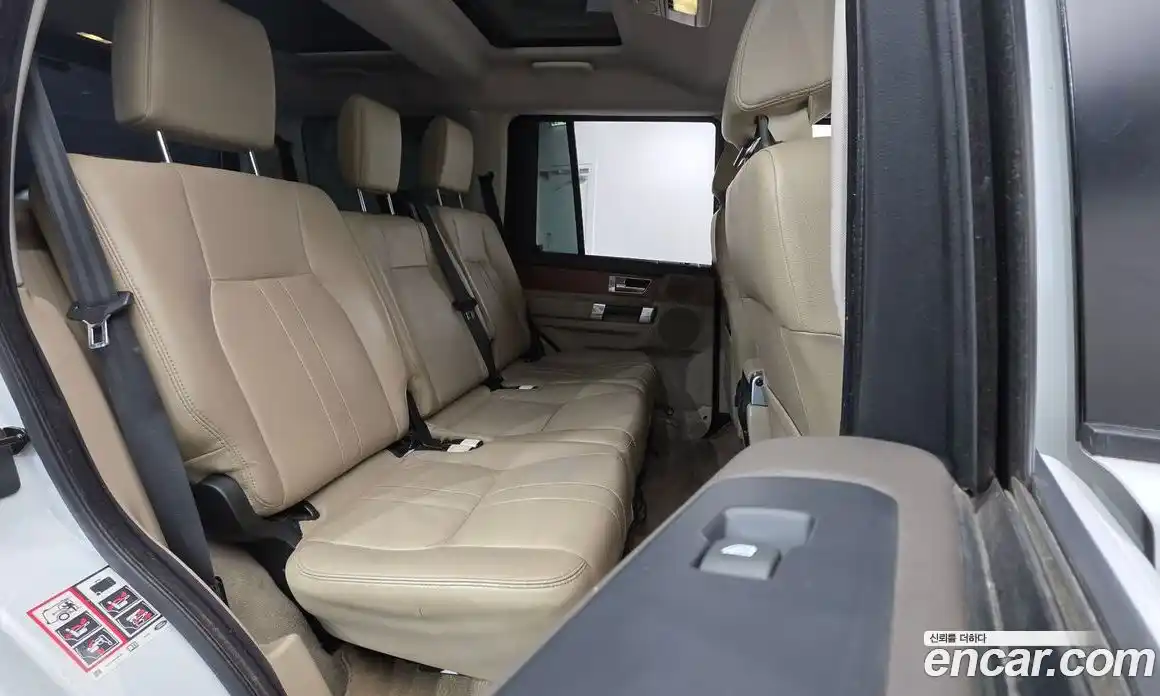 Land Rover Discovery 2013 3.0 Автомат в Москве № 213824, фото 19