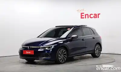 Volkswagen Golf, 2022