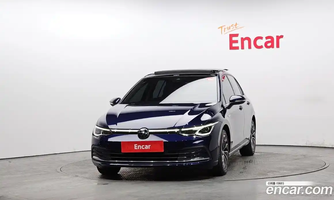 Volkswagen Golf 2022 2.0 Автомат в Москве № 215017, фото 17