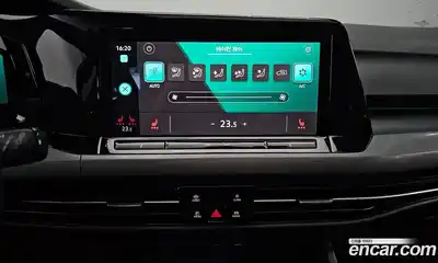 Volkswagen Golf 2022 2.0 Автомат в Москве № 215017, миниатюра 7