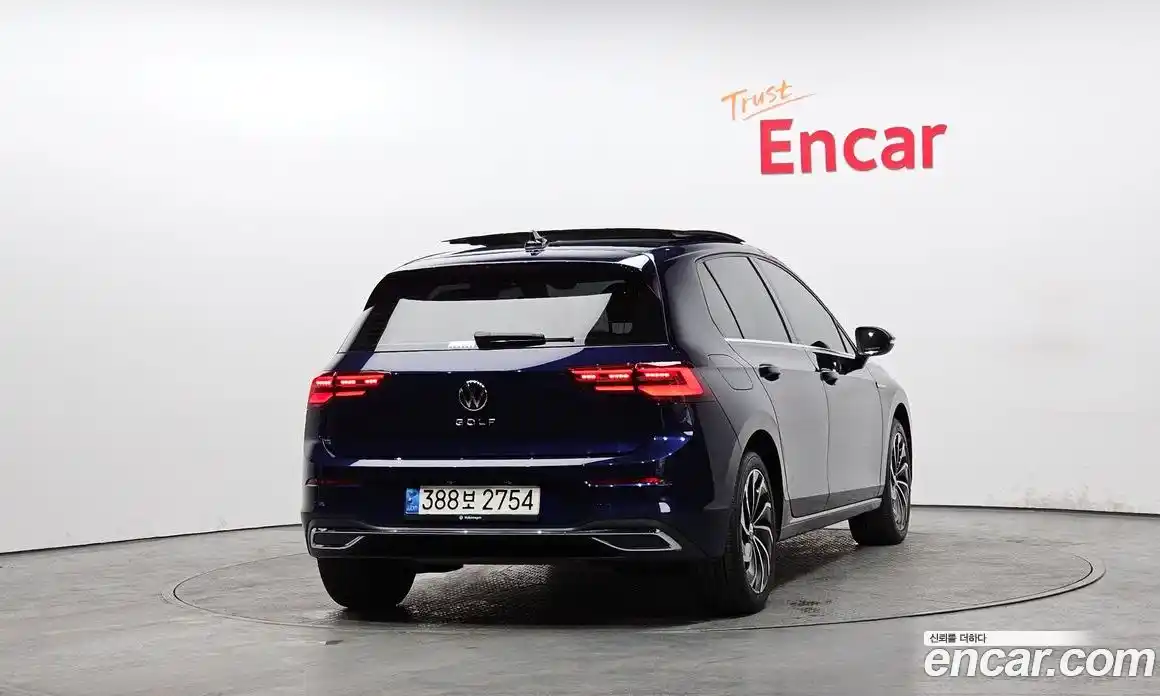 Volkswagen Golf 2022 2.0 Автомат в Москве № 215017, фото 9