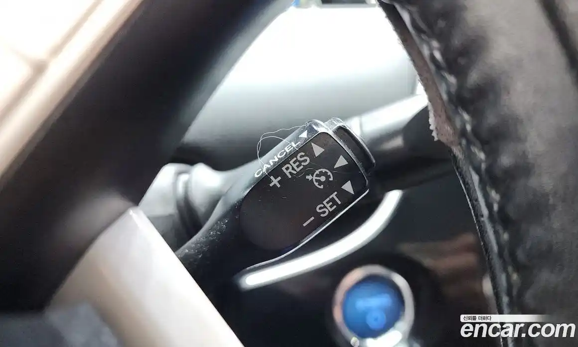 Toyota Prius 2017 1.8 Автомат в Москве № 215521, фото 11