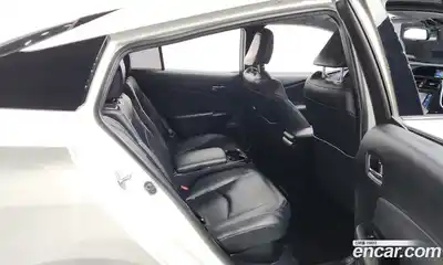 Toyota Prius 2017 1.8 Автомат в Москве № 215521, миниатюра 12