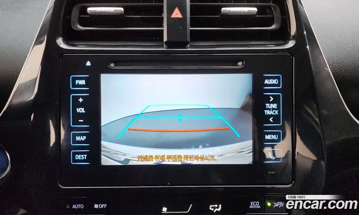 Toyota Prius 2017 1.8 Автомат в Москве № 215521, фото 18