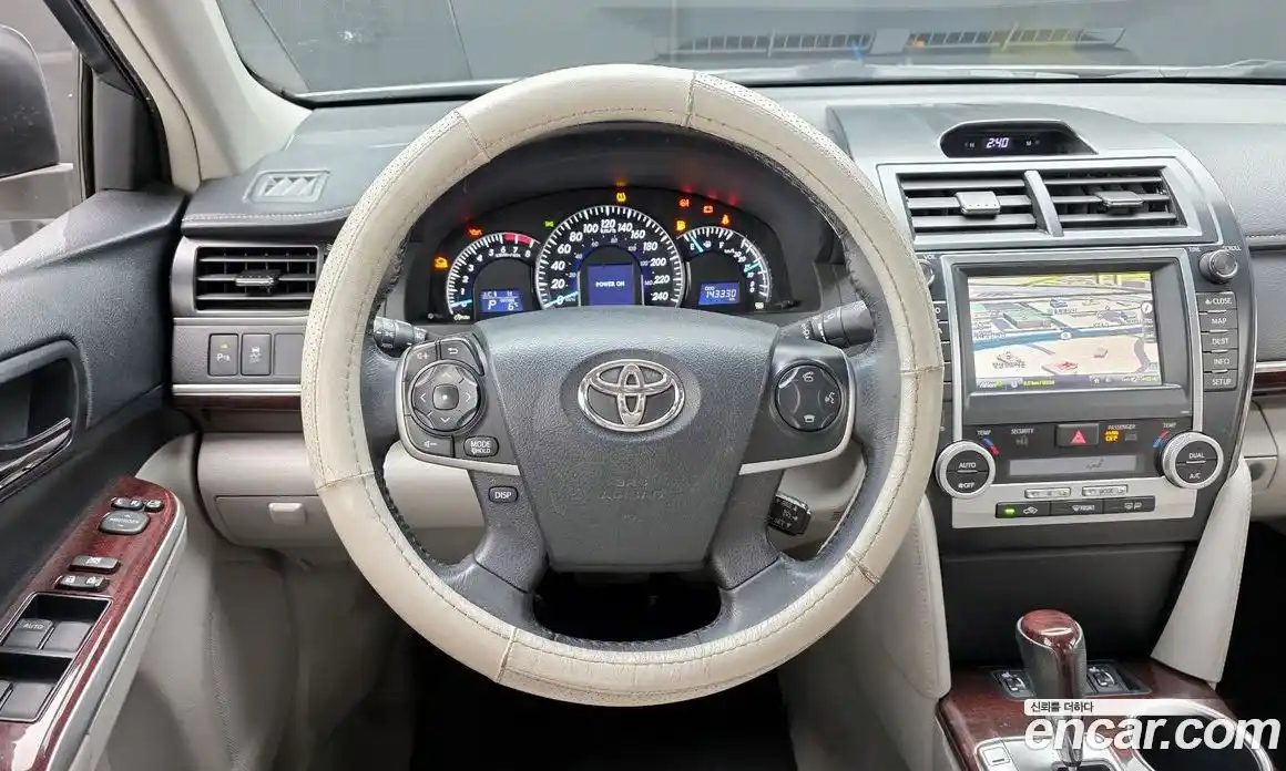 Toyota Camry 2013 2.5 Автомат в Москве № 215525, фото 16