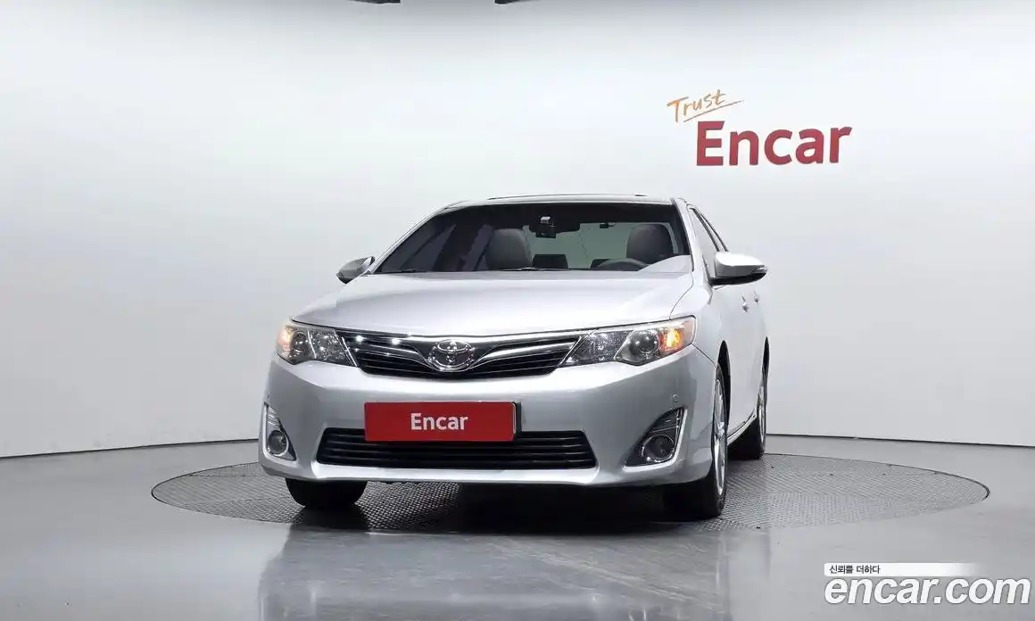 Toyota Camry 2013 2.5 Автомат в Москве № 215525, фото 20