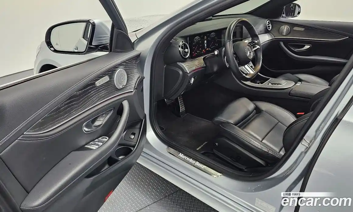 Mercedes-Benz E-Class 2021 2.0 Автомат в Москве № 223221, фото 16