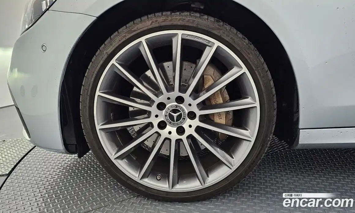 Mercedes-Benz E-Class 2021 2.0 Автомат в Москве № 223221, фото 19